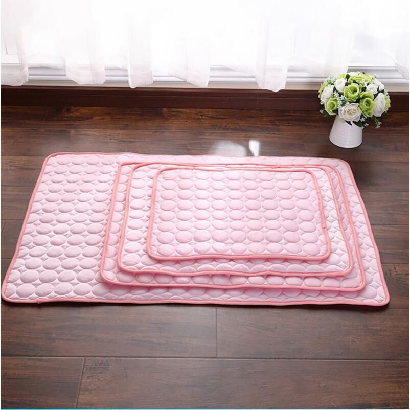 Summer Cooling Pad for Dogs & Cats – Ice Silk Pet Bed