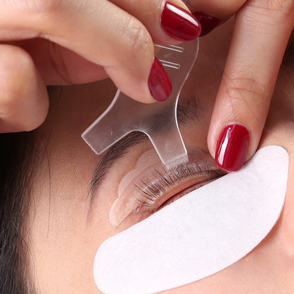 Lash Lift Kit – Professional Eyelash Perm & Curling Set for Long-Lasting Natural Lift (6–8 Weeks)
